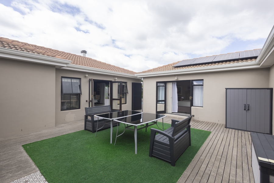 3 Bedroom Property for Sale in D